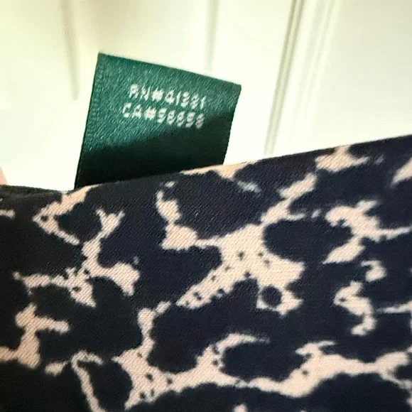 Lauren Ralph Lauren classic sheath dress in a navy & neutral abstract print S 4 - Picture 10 of 13